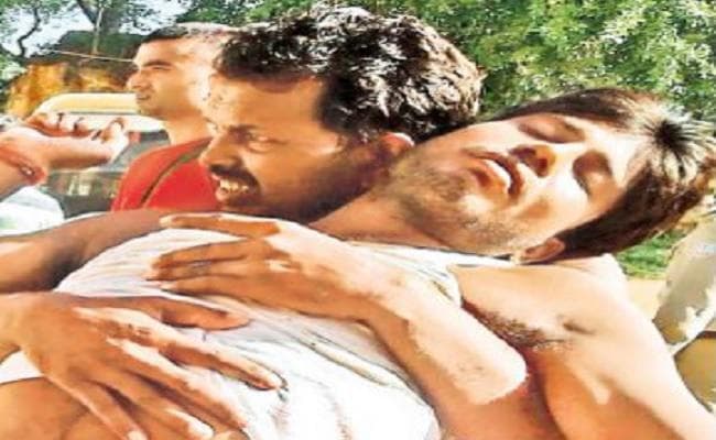 बड़कागांव में विस्थापितों पर पुलिस फायरिंग, 4 की मौत, 17 पुलिसकर्मी घायल