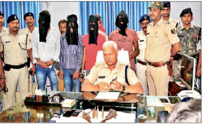 रंजीत समेत पांच गिरफ्तार कामयाबी. जिले के कई थानों की पुलिस को थी तलाश