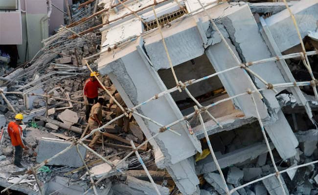 बेंगलूरु में पांच मंजिला इमारत ढही, तीन की मौत