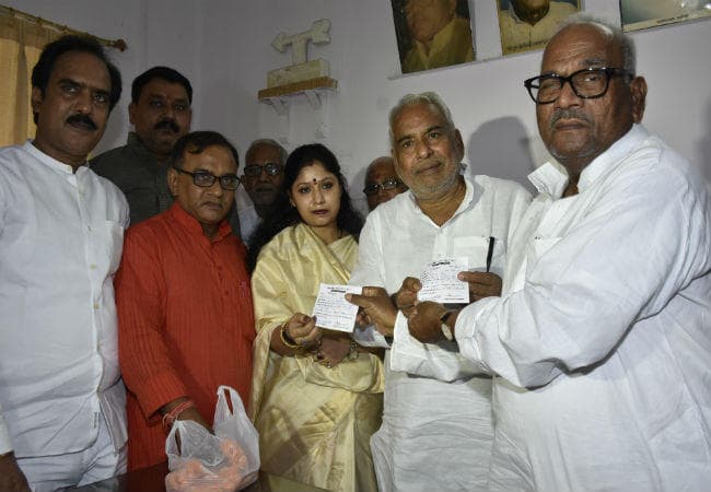 JDU में शामिल हुए पूर्व मंत्री गौतम सिंह, विधानसभा चुनाव में हुए थे अलग