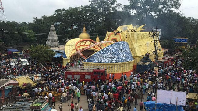 रांची के आरआर स्पोर्टिंग क्लब दुर्गा पूजा पंडाल में लगी अाग