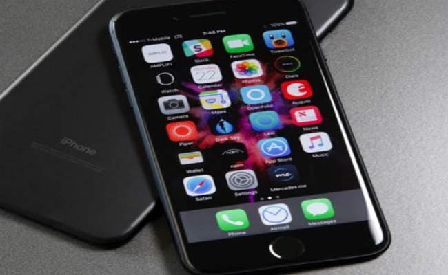 नये आईफोन में 15 महीने तक फ्री मिलेंगी सारी सेवाएं