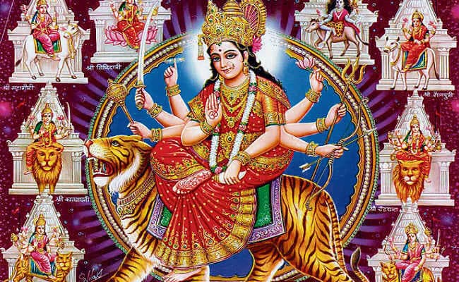 देवलोक से शुरू हुई मां की आराधना