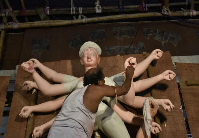 Bihar : असामाजिक तत्वों ने तोड़ी मां दुर्गा की प्रतिमा, गांव में तनाव