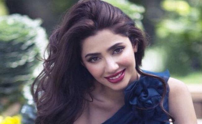 फवाद के बाद अब माहिरा खान ने तोड़ी चुप्‍पी, कहा- एक पाकिस्तानी और...