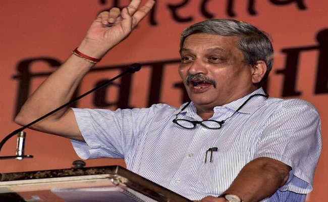 कांग्रेस शासन के दौरान पनडुब्बी सौदे और हेलीकॉप्टर सौदे में दलाली हुई : पर्रिकर