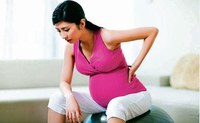 प्रेग्नेंसी के दौरान बढ़ता है सायटिका का खतरा