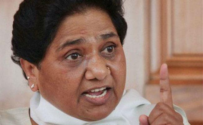 सर्जिकल स्ट्राइक के लिए सेना की तारीफ तो नहीं, राजनीति जरूर कर रहे हैं मोदी : मायावती