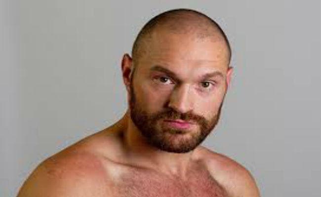 मुक्केबाज टाइसन फ्यूरी ने विश्व हैवीवेट खिताब छोड़ा