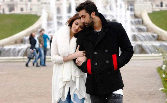 करण की ‘ऐ दिल है मुश्किल'' पर चली सेंसर की कैंची, 3 इंटीमेट सीन्‍स कटे