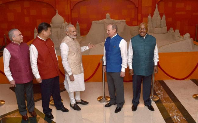 पाकिस्तान का नाम लिये बिना उसे कटघरे में खड़ा कर गये PM नरेंद्र मोदी