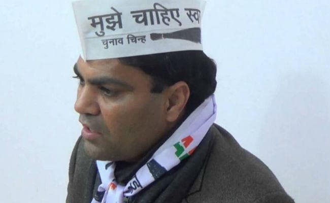 आप विधायक गुलाब सिंह को दिल्ली पुलिस ने सूरत में किया गिरफ्तार