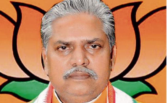 नीतीश कुमार बिहार देखें, 2019 का सपना न देखें : BJP