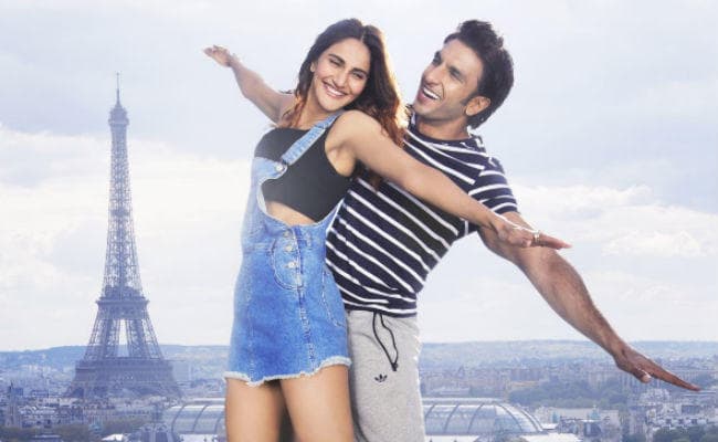 BEFIKRE SONG: ''नशे सी चढ़ गई...'' गाने में रणवीर-वाणी के शानदार डांस मूव्‍स