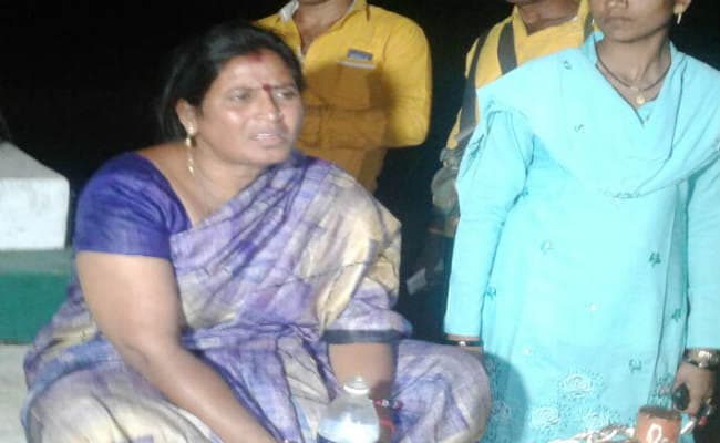 बड़कागांव की कांग्रेस विधायक निर्मला देवी गिरफ्तार, जेल भेजी गयीं