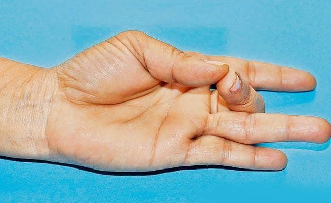 इन मुद्राओं से मजबूत होंगी हड्डियां