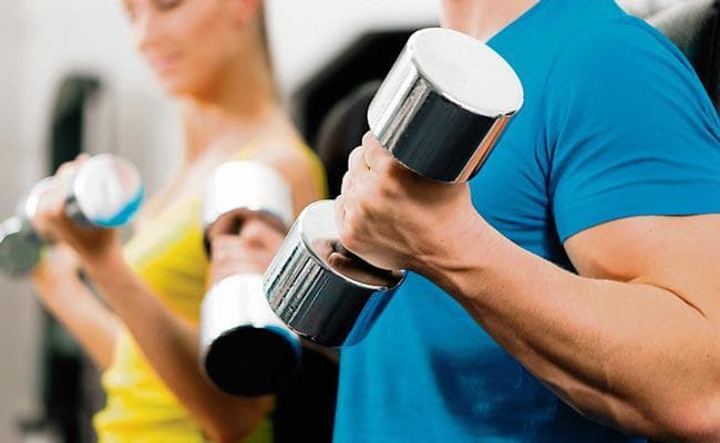 हड्डियों को कमजार बनाते है कुछ रोग, व्यायाम से होता है फायदा