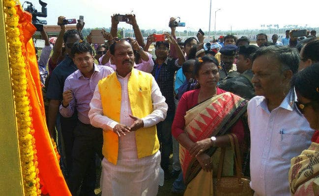 सिदो-कान्हू पार्क के उदघाटन पर बोले रघुवर दास, फूल-पौधे सूखे तो डीसी भी सूख जायेंगे