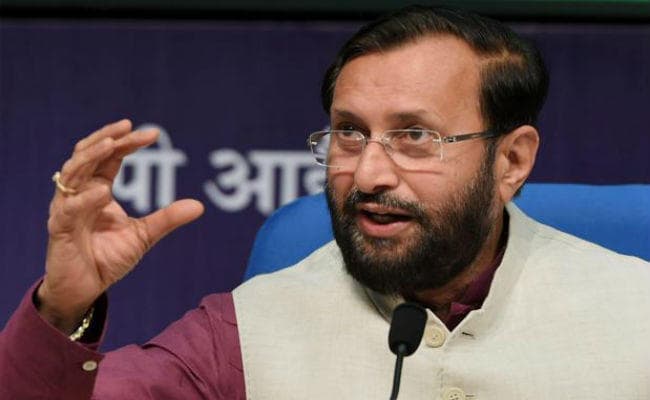 CBSE समाप्त करेगा CCE पैटर्न, पुन: शुरू होगी दसवीं की बोर्ड परीक्षा