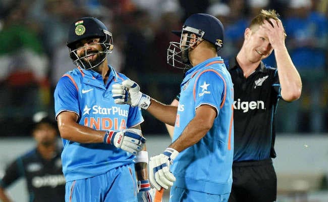 धौनी ने कोहली की जमकर तारीफ की, बताया मैच जीताऊ खिलाड़ी