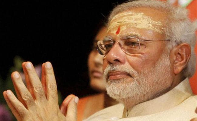 प्रधानमंत्री बनने के बाद अपने संसदीय क्षेत्र वाराणसी के आठवें दौरे पर नरेंद्र मोदी