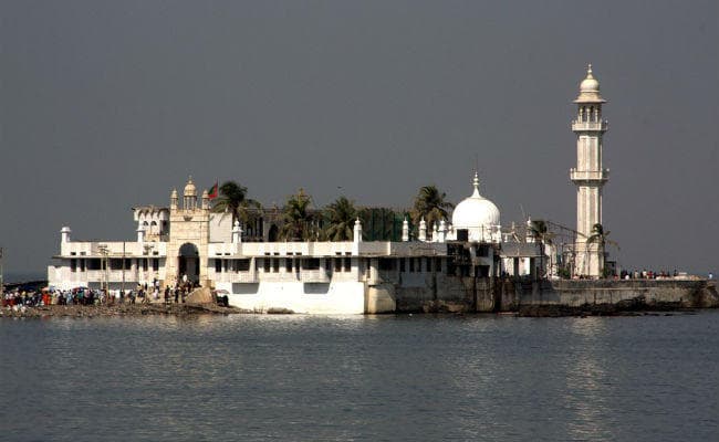 महिलाओं को मिलेगी हाजी अली दरगाह में प्रवेश की मंजूरी