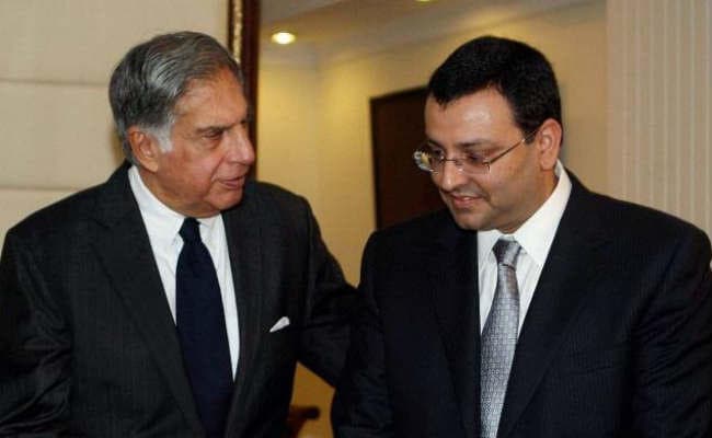 टाटा संस से हटाये गये साइरस मिस्त्री, फैसले के खिलाफ हाइकोर्ट जा सकते हैं मिस्त्री