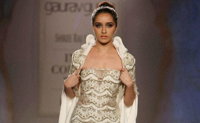 ‘रॉक ऑन-2'' के लिए गाना सपने के सच होने जैसा: श्रद्धा कपूर