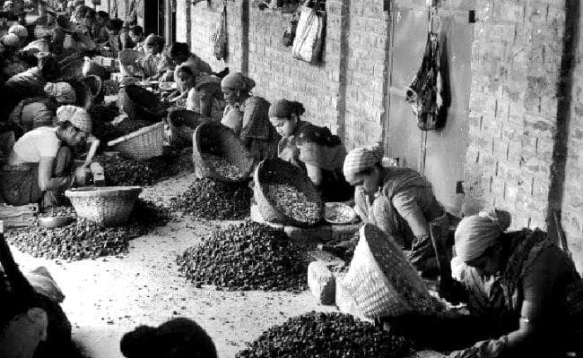 आंकड़ों से बाहर अलक्षित स्त्री-श्रम