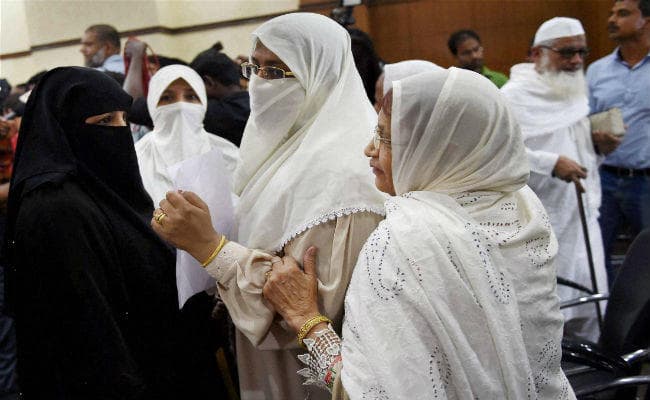 विधि आयोग ने राजनीतिक दलों से समान नागरिक संहिता पर राय मांगी