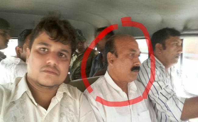 जयनगर एसडीपीओ और एसडीओ रिश्वत के आरोप में गिरफ्तार