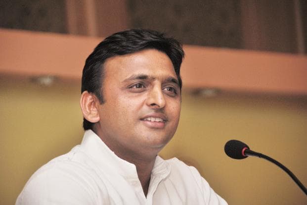 सपा सरकार का काम बोलता है और केंद्र सरकार का जुमला : अखिलेश यादव