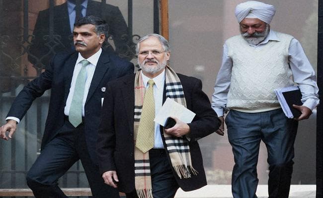 नजीब जंग ने की पीएम मोदी से मुलाकात, कहा- पहले ही छोड़ना चाहता था पद