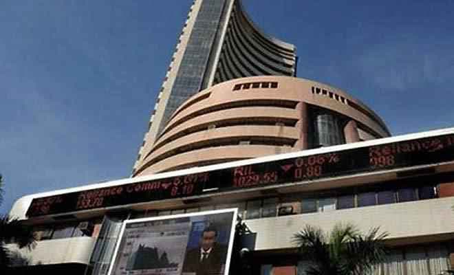 सेंसेक्स 128 अंक और निफ्टी 40.45 अंक गिरकर बंद