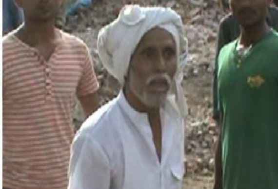 परिवार और गांव वालों ने किया रामवृक्ष यादव का शव लेने से इनकार, अंतिम संस्कार किया गया