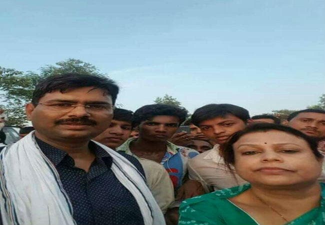 Bihar : लाशों के ढेर पर कांग्रेस विधायक की सेल्फी वायरल, विवाद बढ़ा