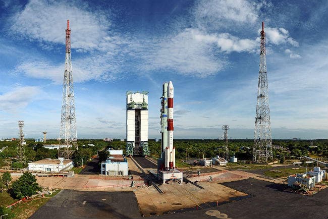 8 उपग्रहों के साथ PSLV C-35 ने भरी उड़ान, स्कैटसैट कक्षा में प्रविष्ट