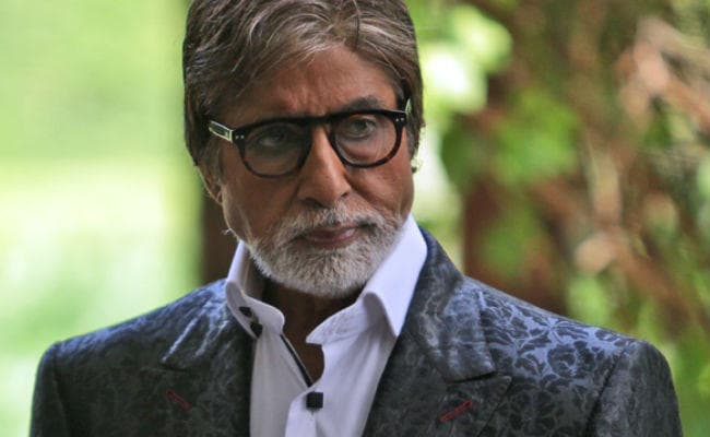 जब हृषिकेश मुखर्जी ने धर्मेंद्र और BIG B को भी करा दिया था चुप