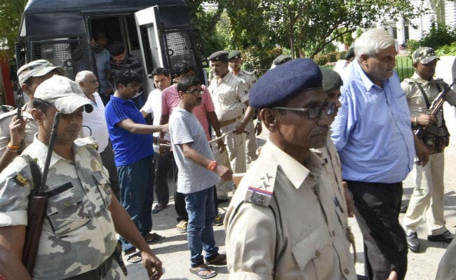 सृजन घोटाले के 17 आरोपितों की पहली बार हुई पेशी, 14 दिनों की सीबीआइ रिमांड पर भेजे गये