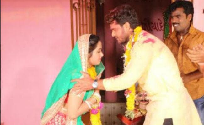 खेसारीलाल यादव ने काजल राघवानी संग रचाई गुपचुप शादी...!