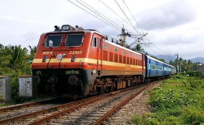 छठ स्पेशल ट्रेन में भी नहीं मिल रहा कन्फर्म टिकट, त्योहार में बिहार जाने वाले यात्रियों को होगी परेशानी