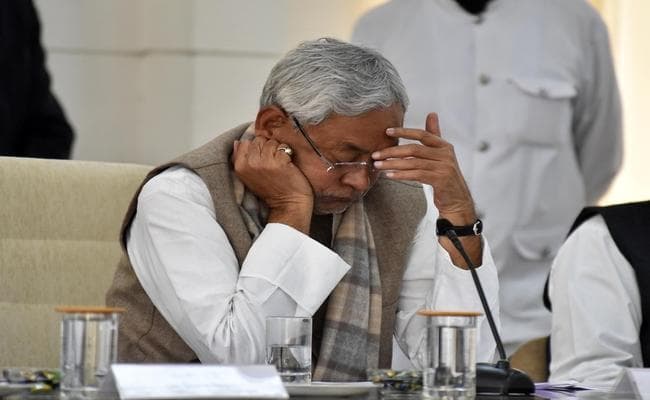 नीतीश को अयोग्य घोषित करने वाली याचिका पर सुप्रीम कोर्ट जनवरी में करेगा सुनवाई