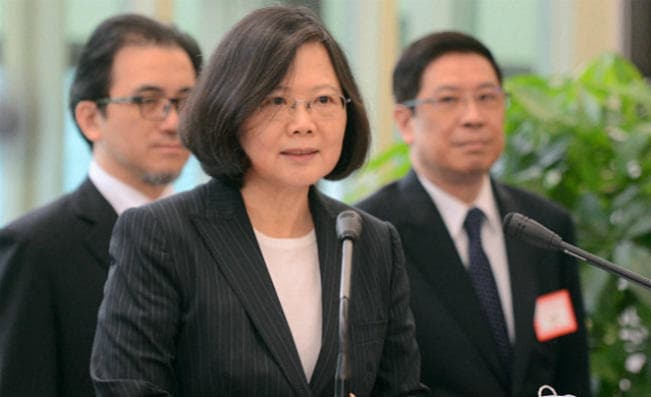 ताइवानी राष्ट्रपति साई इंग-वेन अमेरिका रवाना, तेज हुई ड्रैगन की धड़कन