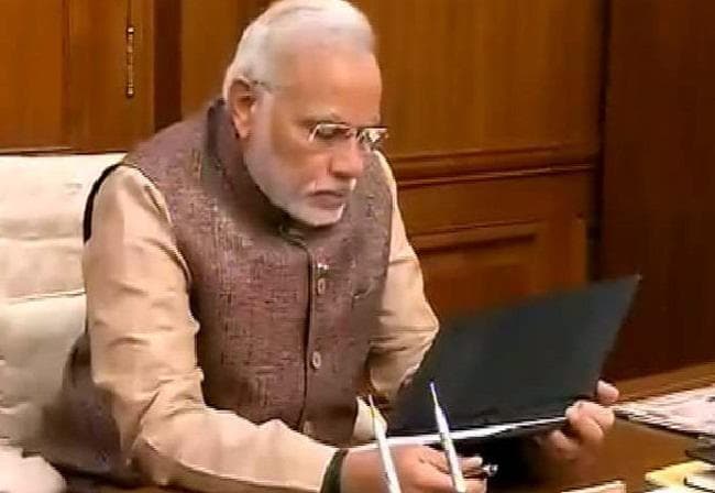 सांसदों की पीएमओ से शिकायत , सरकारी विभाग समय पर जवाब नहीं देते