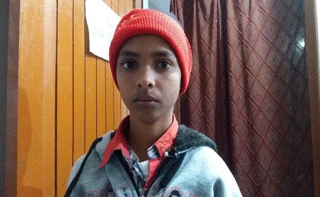केंद्रीय विद्यालय में चोरी के आरोप में सीनीयर छात्रों ने मासूम की बेरहमी से की पिटाई, वीडियो भी बनाया