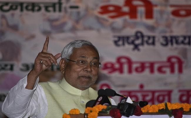 नीतीश का केंद्र पर बड़ा हमला, कहा- उनकी नजर आरक्षण खत्म करने पर