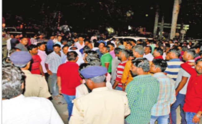 संजीवा हमरा बबुआ के मार देहलस... एही खातिर रामाधीरवा सरेंडर कइलस