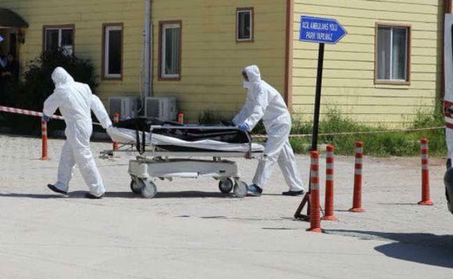 सीरिया में केमिकल अटैक: बच्चों समेत 100 लोगों की मौत, 400 गंभीर रूप से घायल