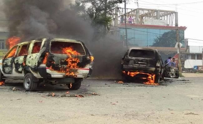 VIDEO बिहार : मुजफ्फरपुर SKMCH में ग्रामीण व जूनियर डॉक्टर भिड़े, जमकर हुई मारपीट