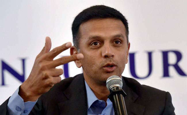 IPL : दिल्ली के खराब प्रदर्शन से निराश हैं राहुल द्रविड, बोले, करीबी मैच नहीं जीत पाने का मलाल